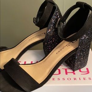 Sparkling Evening Chines Laundry